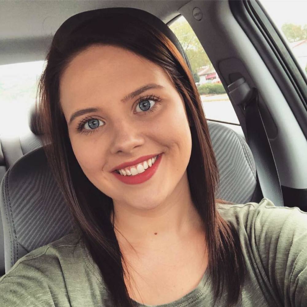 Meet your Posher, Kaitlyn